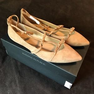 Banana Republic Triple Bow Fla